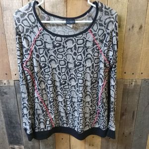 Daytrip Long Sleeve Shirt/Size Small